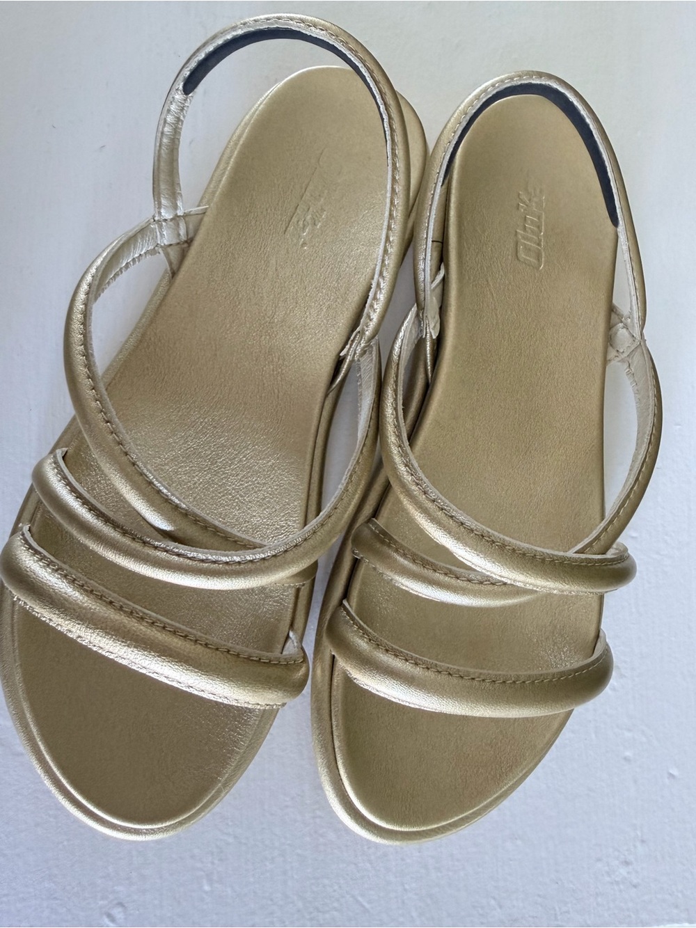 OluKai Metallic Gold Slingback Sandals